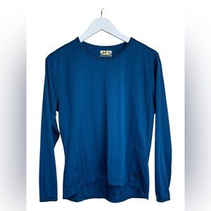Peak run long sleeve top size large